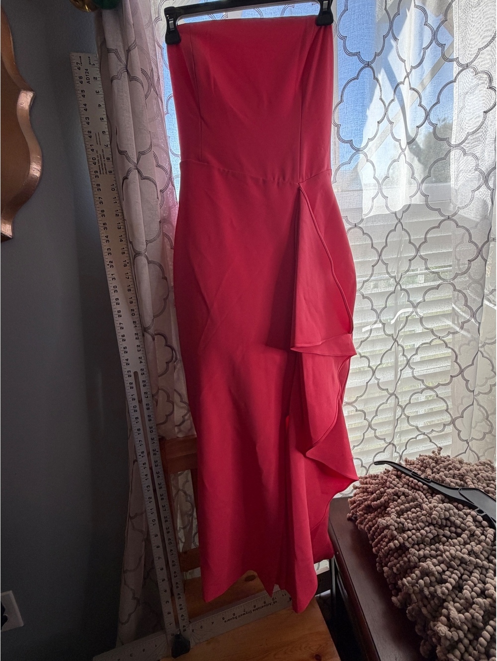 Belle Badgley Mischka  bright pink  ruffle  dress